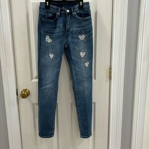 I ❤️VENUS. These jeans are so fun!